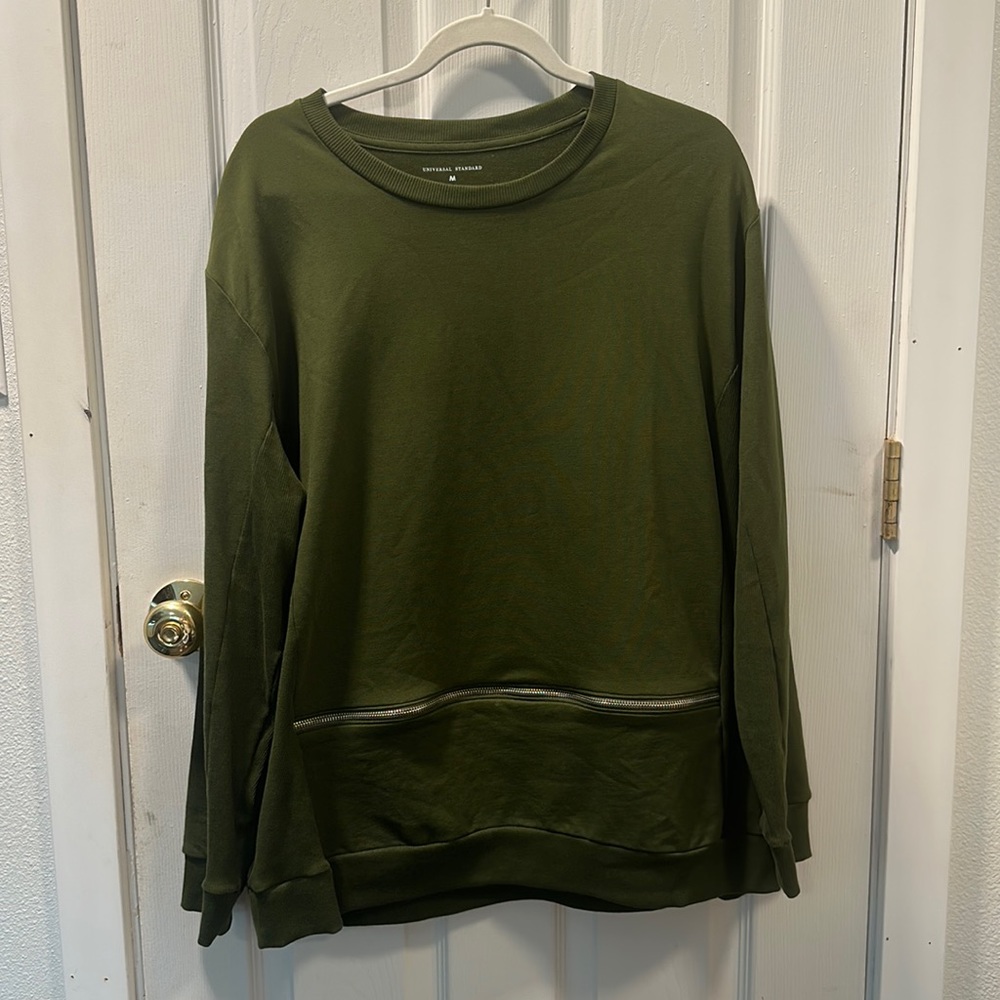 Universal Standard Crew Neck Sweatshirt Size M (18/20)